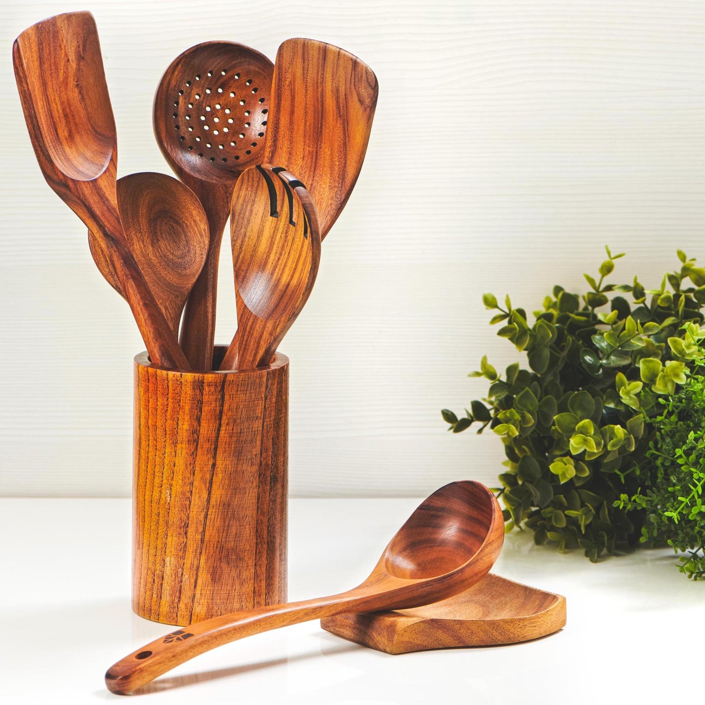 Teak Kitchen Utensil Set: Wooden Spoons, Spatulas, Ladle &amp; Holder.